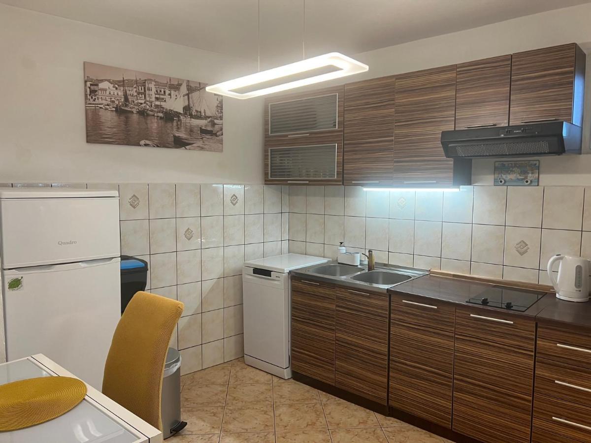 Apartmani Kate Crikvenica Bagian luar foto